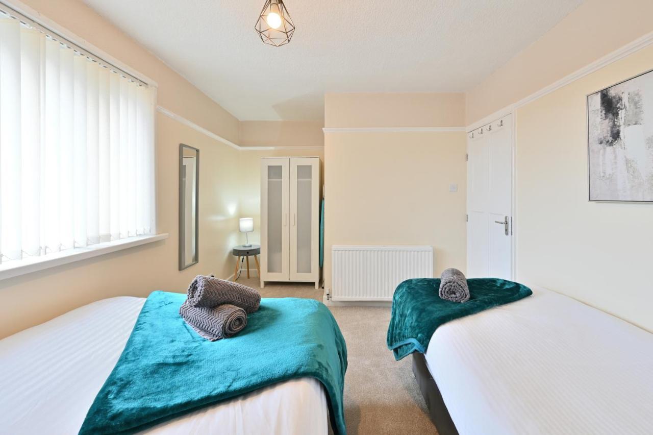 Villa Sleek And Stylish 3 Bed In Bolton - Garden - Parking Esterno foto